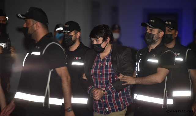 'İzinsiz Bank' davasında tosuncuktan savunma: 'TDK'ya göre bank kelimesi oturaktır'