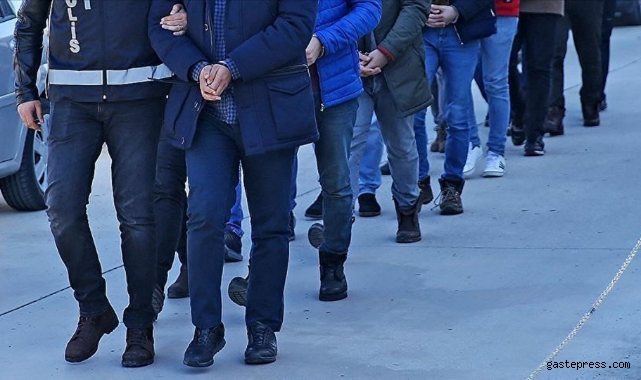 İzmir merkezli dev FETÖ operasyonu: 101 şüpheli hakkında gözaltı kararı!