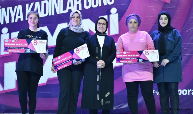 Kayseri Büyükşehir'den Bin Kadın Sporseverle "Ritmini Yakal" Etkinliği!