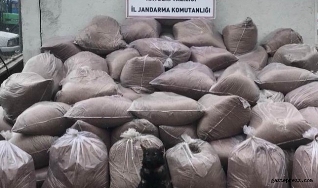 Kayseri'de 3 ton 450 kilo kaçak tütün ele geçirildi!
