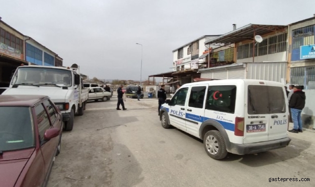 Kayseri'de bir şahıs tabancayla kendini yaraladı!