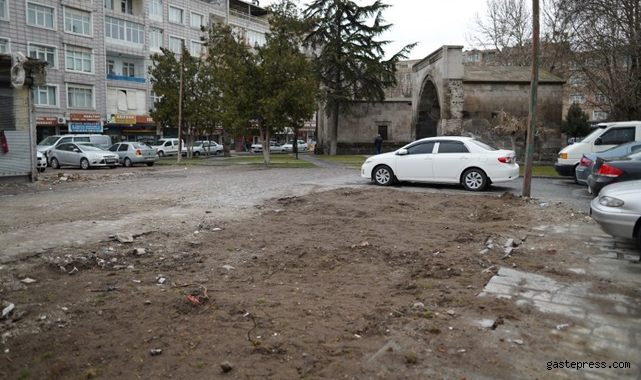 Kayseri Melikgazi'de Yıkım Sonrası Tarihi ve Sosyal Alan Ortaya Çıktı!