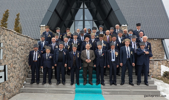 Kayseri Talas Belediye Başkanı Yalçın gazilerle bir araya geldi!