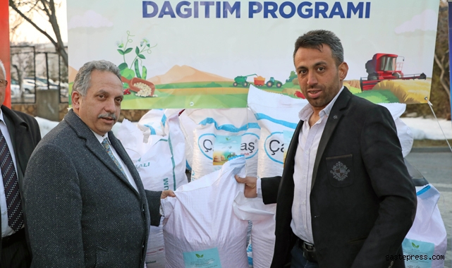 Kayseri Talas Belediyesi'nden Çiftçiye 32 Ton Baklagil Tohumu Daha!