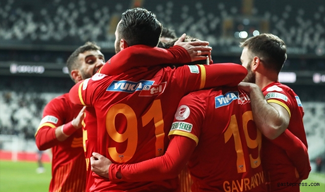 Kayserispor Beşiktaş'ı geçti, yarı finale yükseldi!