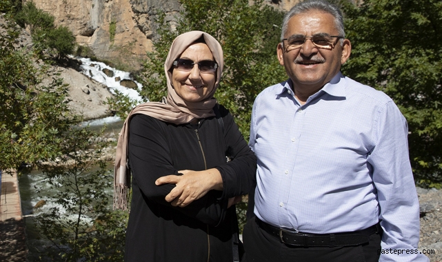 Memduh Başkan: "Kadın Elinin Değdiği Her Alanda Emek ve Fedakarlık Vardır"