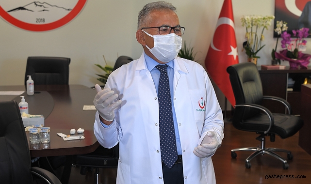 Memduh Büyükkılıç: "Tüm Sağlık Çalışanları İnsanlık İçin Birer Kahramandır"