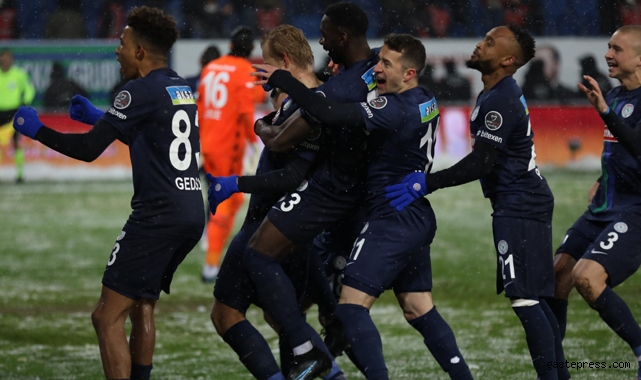 Pohjanpalo'nun üç penaltısı Rizespor'a Trabzon karşısında 3 puanı getirdi!