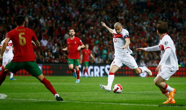 Portekiz'e 3-1 kaybeden Türkiye, Dünya Kupası'na katılma şansını kaybetti!