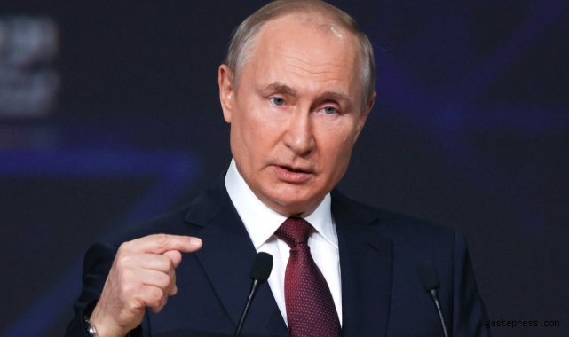 Putin: 'Ukrayna'da alınacak uçuşa yasak bölge kararını savaş ilanı olarak görürüz'