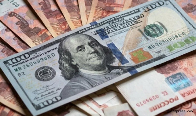 Rusya'da döviz satışı 6 ay yasak! Para çekmeye de limit getirildi!