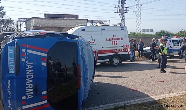 Adana'da askeri araç kaza yaptı: 2 asker şehit 3 asker yaralı!