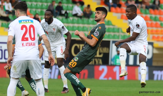 Alanyaspor ile Sivasspor kupada karşı karşıya!
