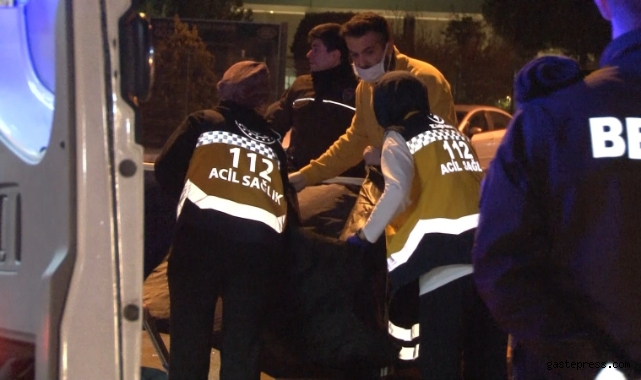 Avcılar’da yolun karşısına geçmeye çalışan 2 kadına araba çarptı: 1 ölü, 1 yaralı!