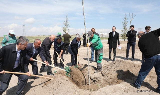 Başkan Çolakbayrakdar, “Millet Bahçesi ile Kayseri'ye yeni bir yaşam alanı”