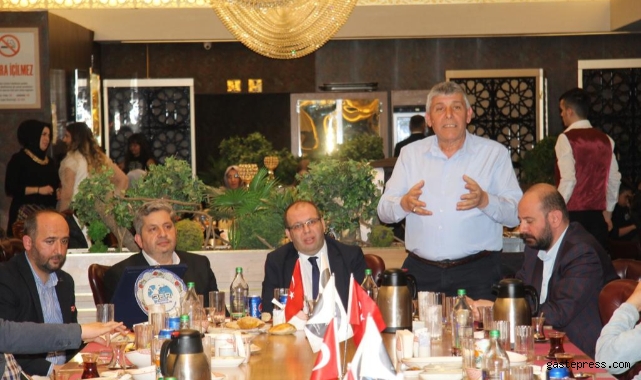 Eski Takımına forma sponsoru oldu!