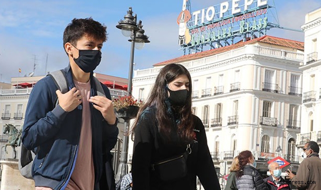 İspanya'da kapalı alanlarda maske zorunluluğu kalkıyor!