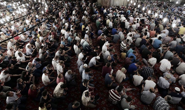 İşte İl il açıklanan Ramazan bayram namazı saatleri!