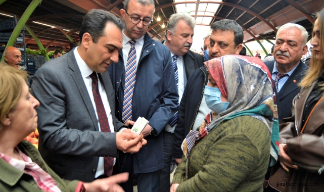 İYİ Partili Sebati Ataman, "Manda yoğurtlu, kestane ballı tarifler vereceğinize önce vatandaşın karnını doyurun"