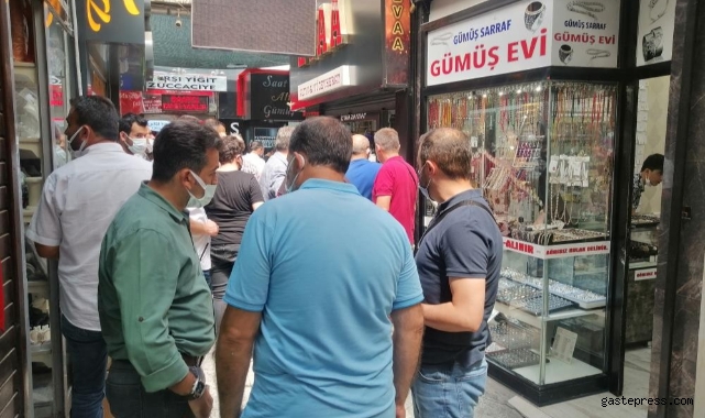 Kar vaadinde bulunup 34 müşterisini dolandıran kuyumcuya 81 yıl hapis cezası!