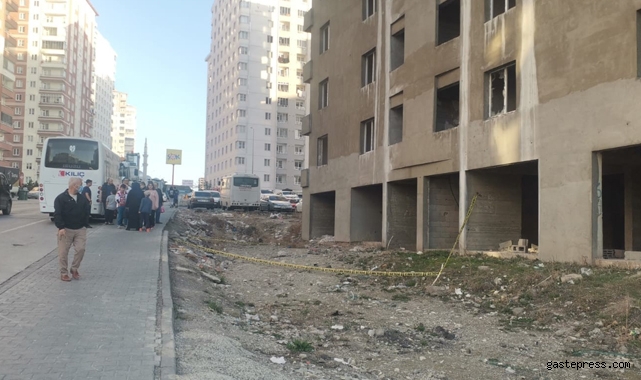 Kayseri'de 7. kattan düşen genç kız ağır yaralandı!