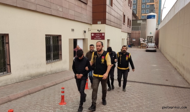 Kayseri'de şok eden hırsızlık: Çekerek otomobil çaldılar!