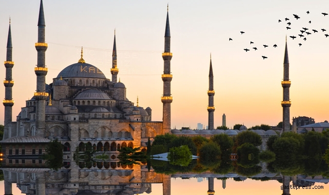 Ramazan'ın 27. gecesi hangi güne denk geliyor?