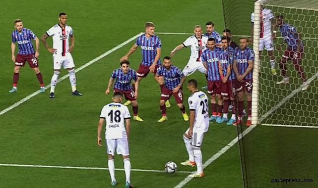 Trabzonspor maçında kural hatası var mı? Beşiktaş federasyona gidiyor!