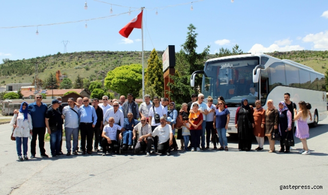 33 yıl sonra gazi arkadaşlarını ziyaret ettiler!