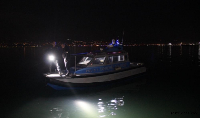 Balık tutmak için gittikleri marinada dehşeti yaşadılar: Bir genç hayatını kaybetti!