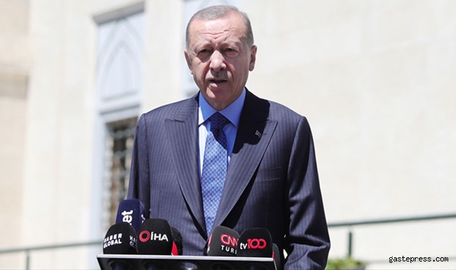 Erdoğan'dan cuma namazı sonrası flaş açıklamalar!