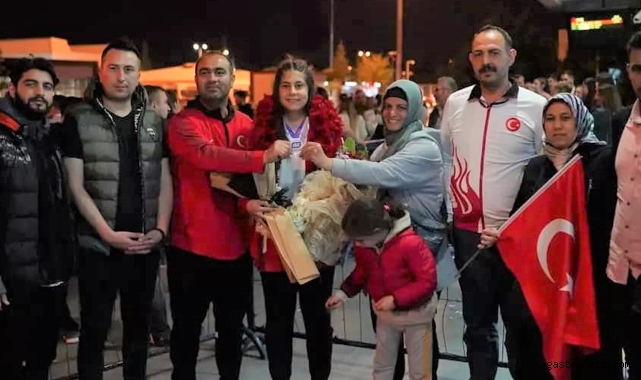 Fransa'da Bir Olimpiyat Madalyası'da Melikgazi Belediyespor Kulubüne!