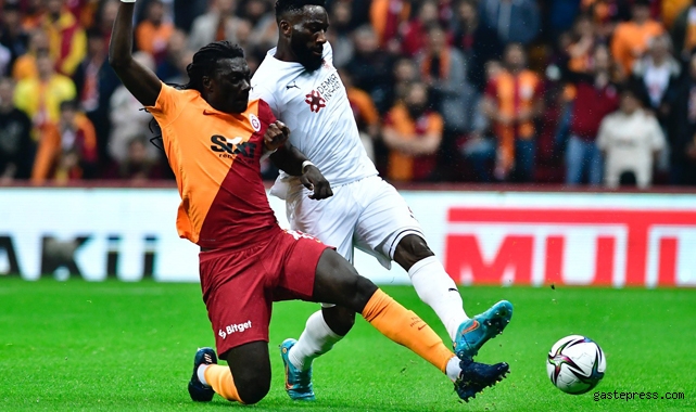 Galatasaray'ın kabusu bitmiyor! Konuk ettiği Sivasspor'a 3-2 kaybetti!