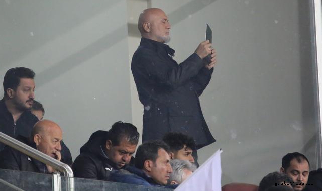 Hikmet Karaman'dan Sivasspor - Alanyaspor maçına yakın takip!