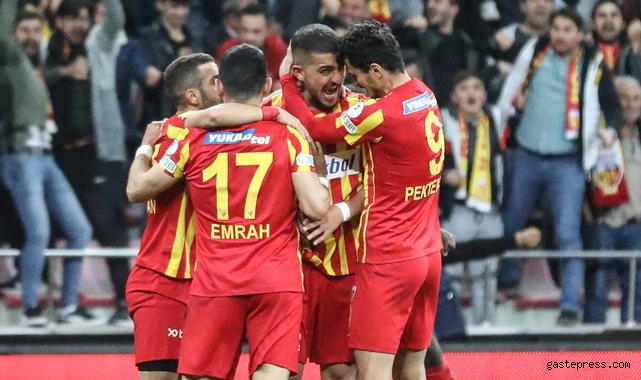 İlk finalist Kayserispor! Şampiyon Trabzonspor'u sahadan sildi!