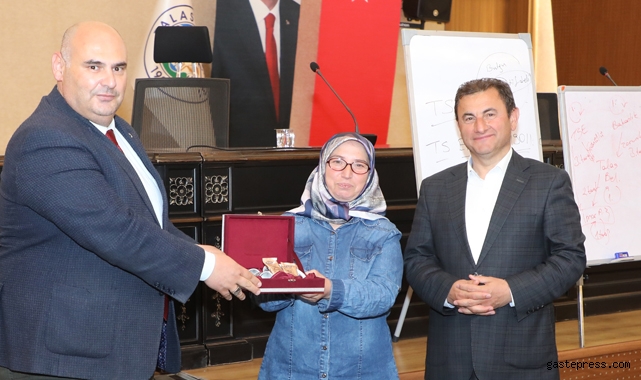 Kaliteli Hizmet, Kaliteli Personelle Verilir!