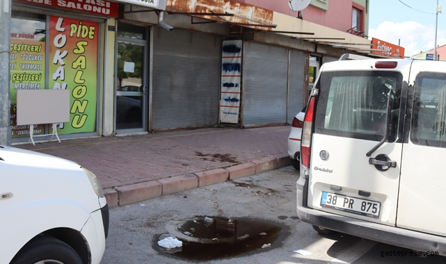 Kayseri'de bıçaklı kavgada 1 kişi öldü!