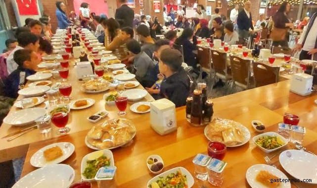 Kayseri'de Yetimlerin yüzü güldü!