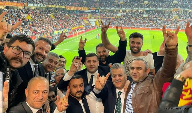 MHP’den istifa eden Ersoy, Kayerispor-Trabzonspor maçını MHP İl Başkanıyla izledi!