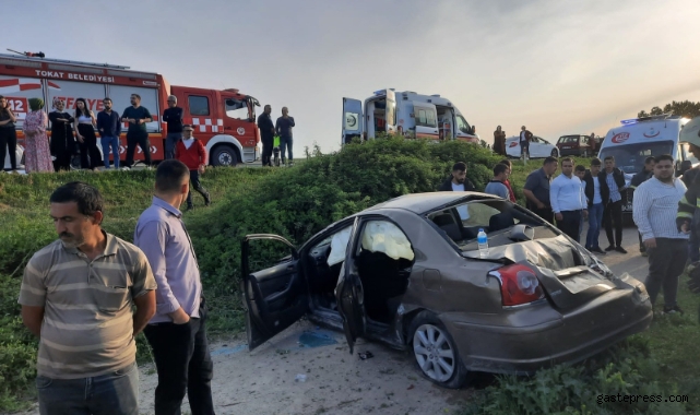 Tokat’ta otomobil şarampole devrildi: 5 yaralı!