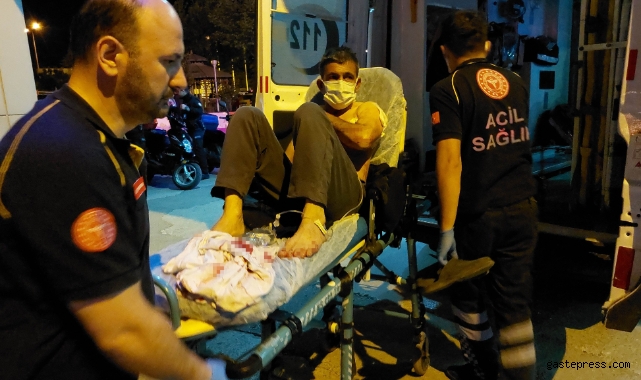 Üniversite öğrencisi genç, annesiyle tartışan babasını bıçakladı!