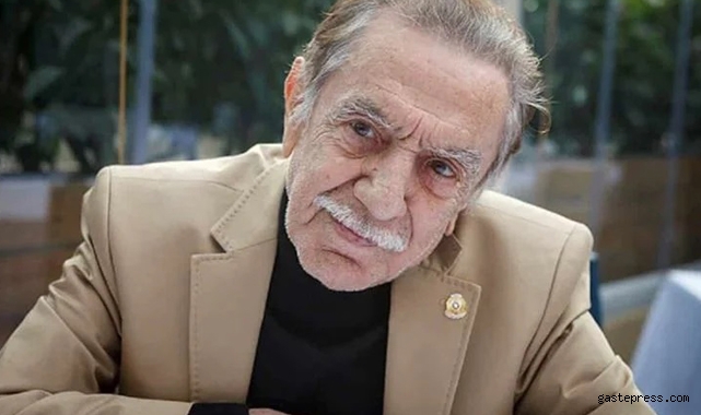 Usta oyuncu Aydemir Akbaş Cumhurbaşkanı adayını açıkladı!