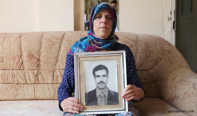 77 yıldır nüfus cüzdanı yok, gözyaşlarıyla kimlik istedi!
