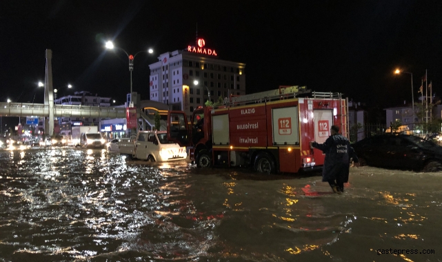 AFAD: "Yağıştan etkilenen 13 ilde müdahale çalışmaları devam etmektedir"