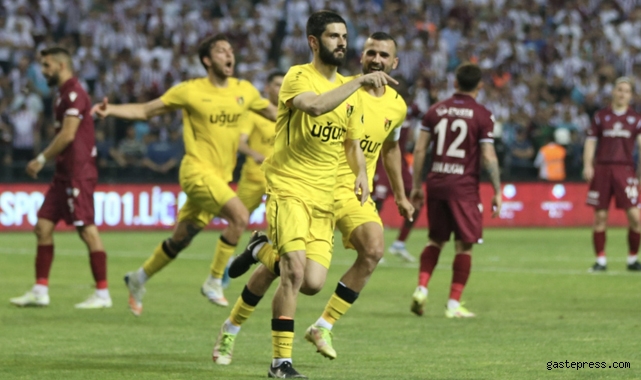Bandırmaspor'u deviren İstanbulspor 17 yıl sonra Süper Lig'e geri döndü!