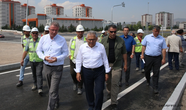 Başkan Büyükkılıç: “Her yönü ile dört dörtlük kavşak açıldı”