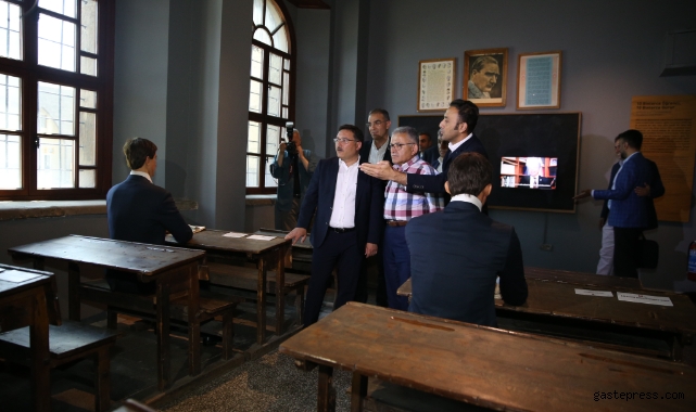Başkan Büyükkılıç'tan Vali Çiçek'e Milli Mücadele müzesinde brifing!