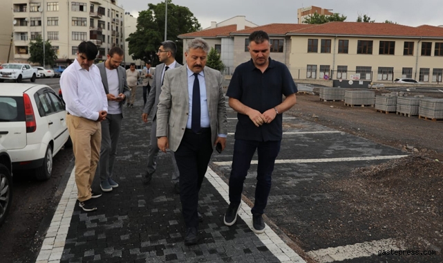 Başkan Palancıoğlu: "Şehrin merkezinde hummalı çalışma devam ediyor"