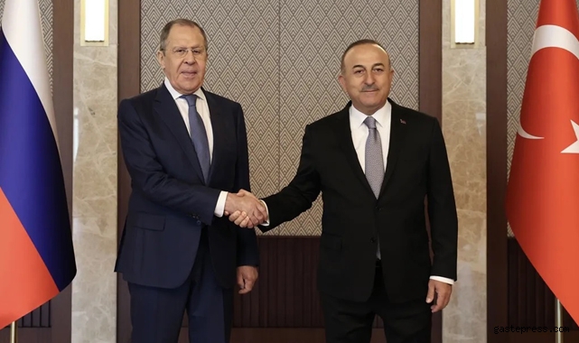 Dışişleri Bakanı Mevlüt Çavuşoğlu ile Rusya Dışişleri Bakanı Lavrov'dan flaş açıklamalar!