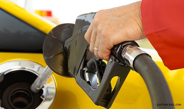 Dolar düştü motorine indirim geliyor! Benzinde indirim ne zaman LPG indirimi var mı?